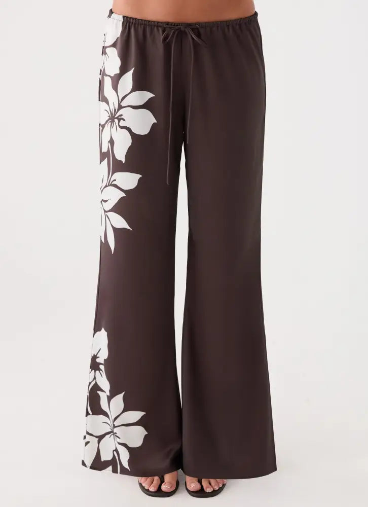 Sorena Low Rise Flared Pants - Chocolate Tropic Floral - Pants